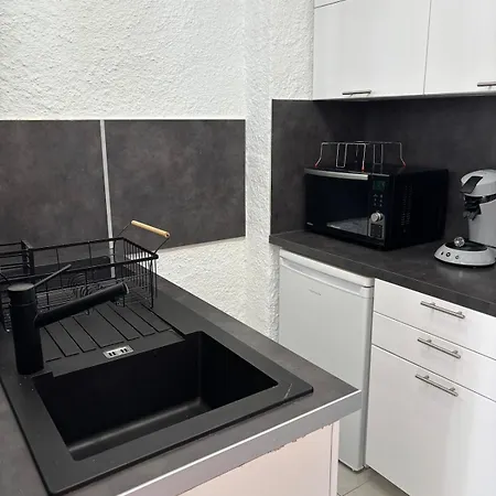 Apartment Climatise Proche De La