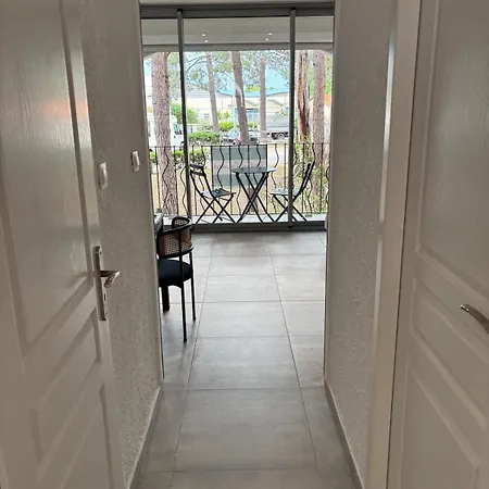 Climatise Proche De La